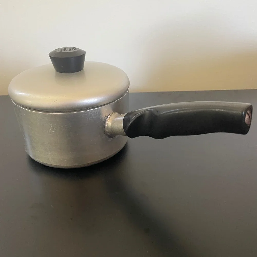 Vintage‎ Wear-Ever 751 Saucepan W/ Lid 1 qt Aluminum Black Handle USA Cookware